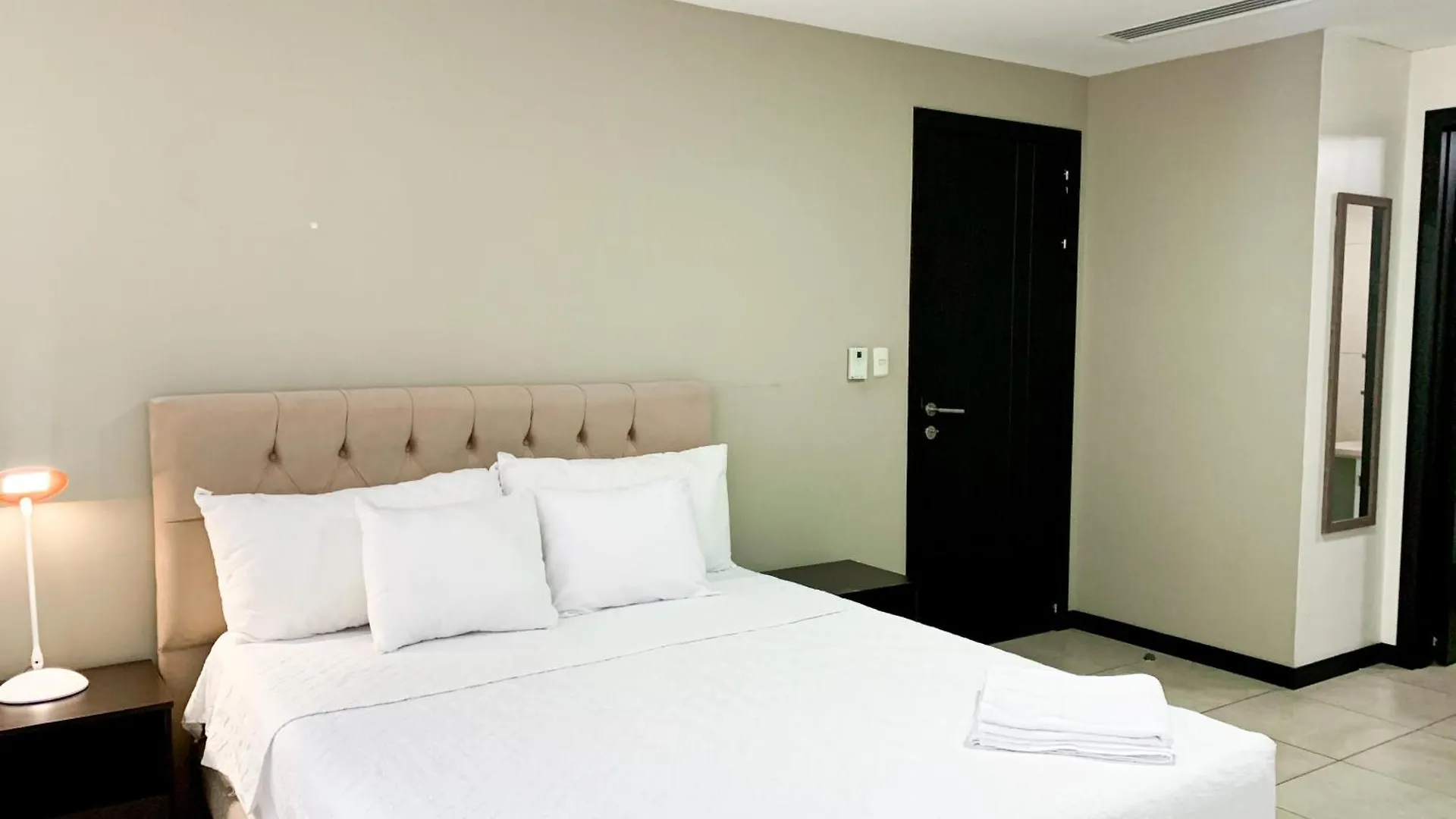 Suite Ejecutiva En El Puerto Santa Ana, Guayaquil Apartmán